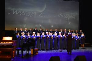 Wyjątkowy "Wieczór z... muzyką"