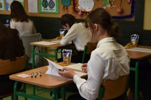 Placówki oświatowe pozostaną zamknięte