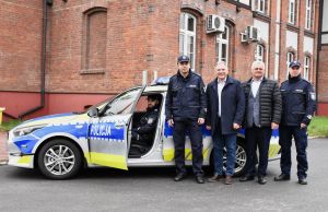 Nowy radiowóz dla policjantów z Czerwionki-Leszc