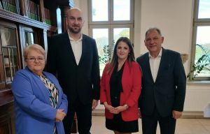 Wręczenie nagród w konkursie "9 miesięcy pełny