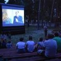 Kolejne spotkanie w kinie pod chmurką