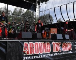 Around The Rock za nami (15)