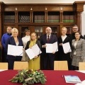 Wspólny bilet- podpisanie umowy (4)