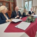 Wspólny bilet- podpisanie umowy (3)