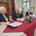Wspólny bilet- podpisanie umowy (1)
