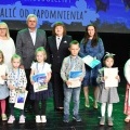 Nagrody dla laureatów konkursu „Ocalić od zapomnienia”  (5)
