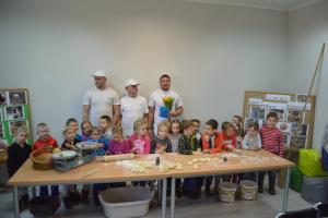 "Od ziarenka do bochenka". Nietypowa lekcja biblio